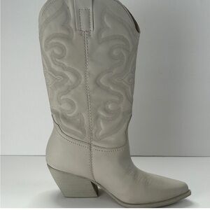 Steve Madden Boots